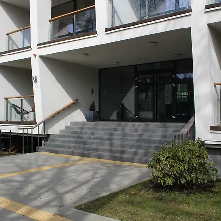 Simpsono Apartamentai №215