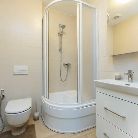 Simpsono Apartamentai №215 Appartement *