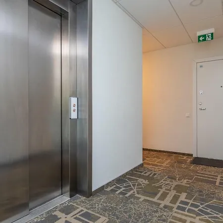 Simpsono Apartamentai №215