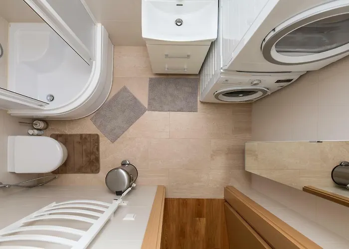 Simpsono Apartamentai №215