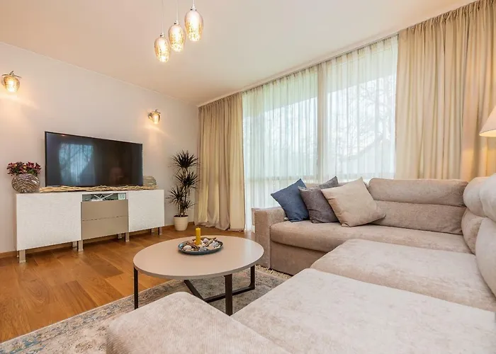 Daire Simpsono Apartamentai №215