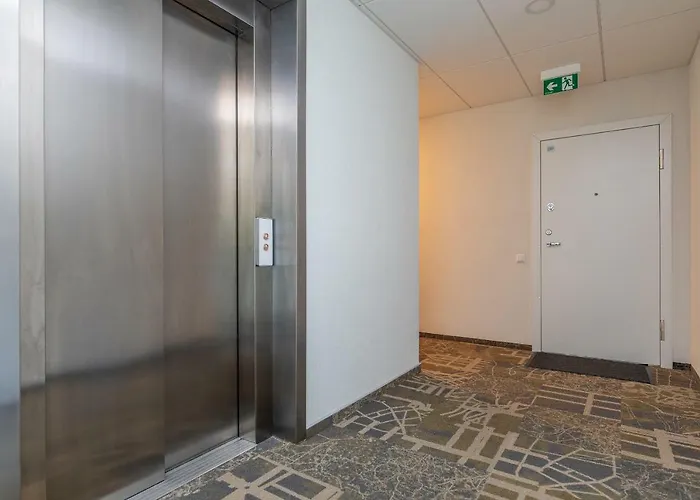 Simpsono Apartamentai №215